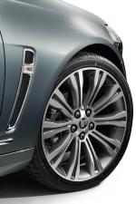 Holden VF Commodore Calais V 2013 года